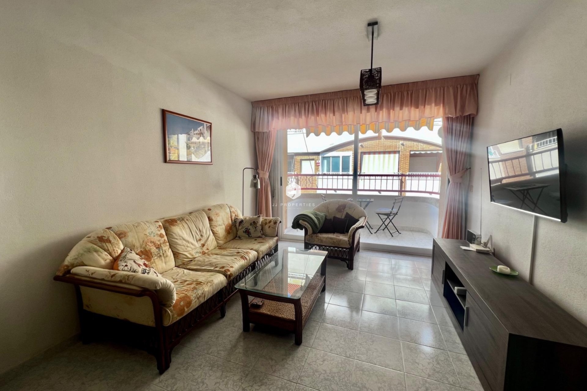 Alquiler a largo plazo - Apartamento / piso -
Torrevieja - Playa del cura