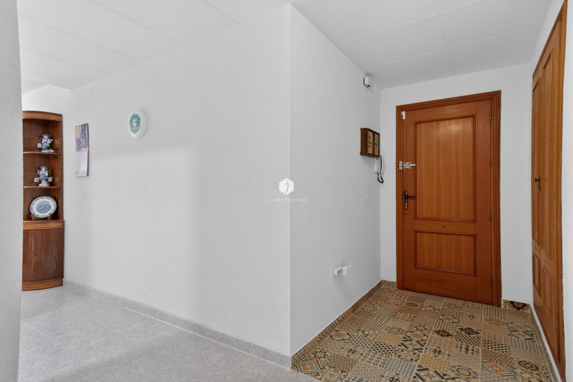 Alquiler a largo plazo - Apartamento / piso -
Torrevieja - Playa del cura