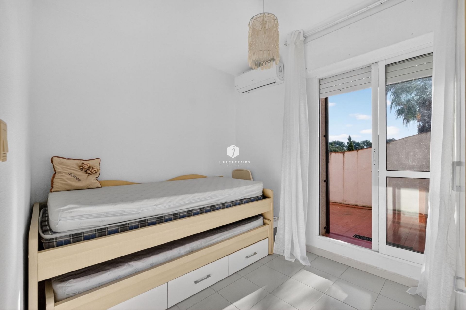 Alquiler a largo plazo - Duplex -
Torrevieja - Lago jardin