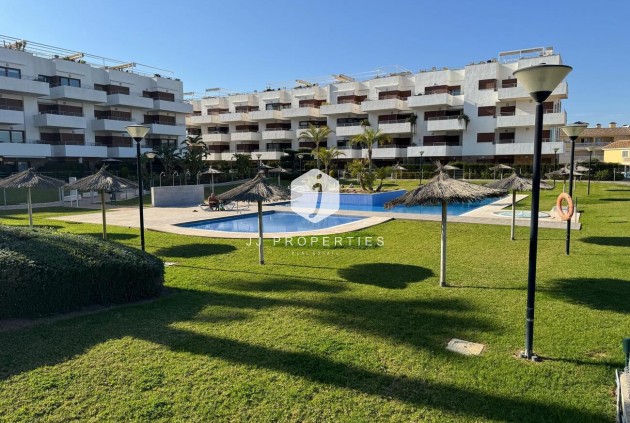 Apartamento / piso - Segunda mano -
            Cabo Roig - C-42161