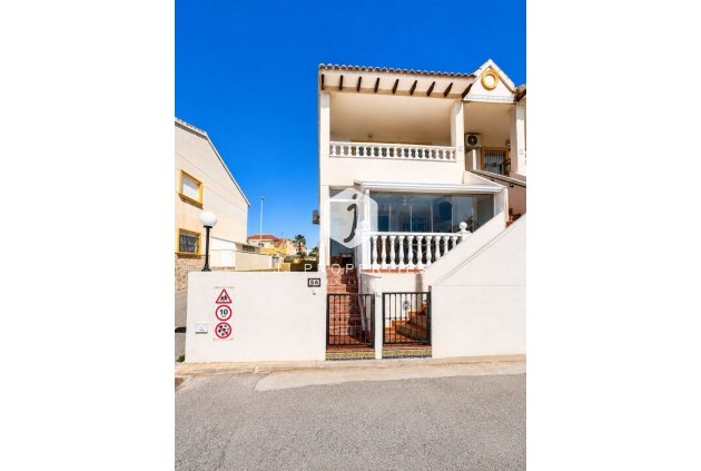 Apartamento / piso - Segunda mano - Cabo Roig -
                Costa Blanca