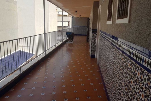 Apartamento / piso - Segunda mano - La Mata -
                Costa Blanca