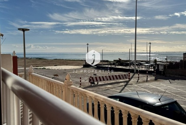 Apartamento / piso - Segunda mano - La Mata -
                Costa Blanca