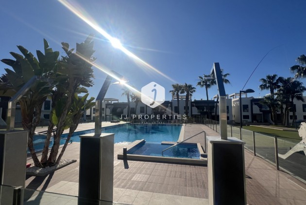 Apartamento / piso - Segunda mano - La Zenia -
                Costa Blanca