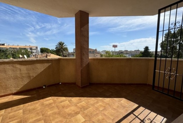 Apartamento / piso - Segunda mano - Orihuela Costa -
                Costa Blanca