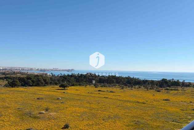 Apartamento / piso - Segunda mano - Orihuela Costa -
                Costa Blanca