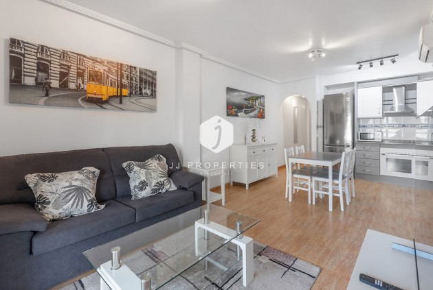 Apartamento / piso - Segunda mano - Orihuela Costa -
                Playa Flamenca