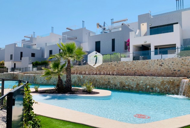 Apartamento / piso - Segunda mano - San Miguel de Salinas -
                Inland