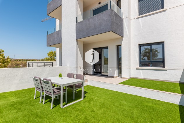 Apartamento / piso - Segunda mano - San Miguel de Salinas -
                Inland