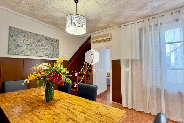Apartamento / piso - Segunda mano - Torrevieja -
                Centro