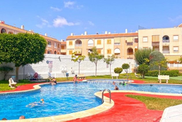 Apartamento / piso - Segunda mano - Torrevieja -
                Costa Blanca