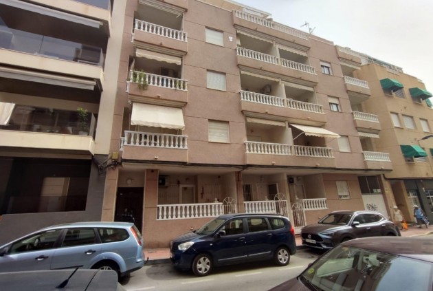 Apartamento / piso - Segunda mano - Torrevieja -
                Costa Blanca