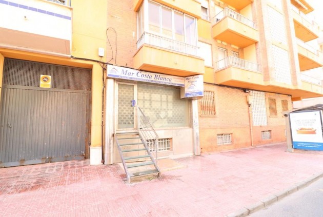 Apartamento / piso - Segunda mano - Torrevieja -
                Costa Blanca