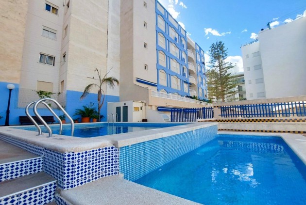 Apartamento / piso - Segunda mano - Torrevieja -
                Costa Blanca