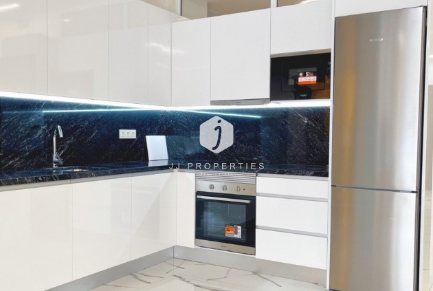 Apartamento / piso - Segunda mano - Torrevieja -
                Costa Blanca