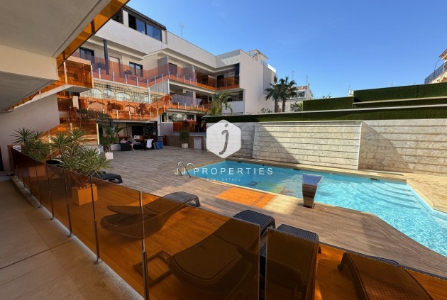 Apartamento / piso - Segunda mano - Torrevieja -
                Costa Blanca