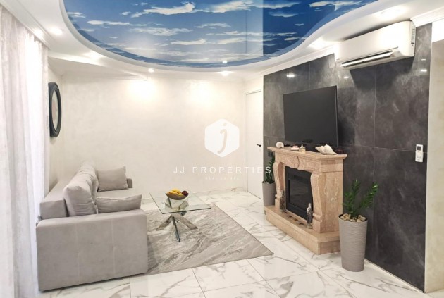 Apartamento / piso - Segunda mano - Torrevieja -
                Costa Blanca