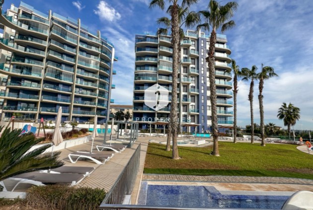 Apartamento / piso - Segunda mano - Torrevieja -
                Costa Blanca