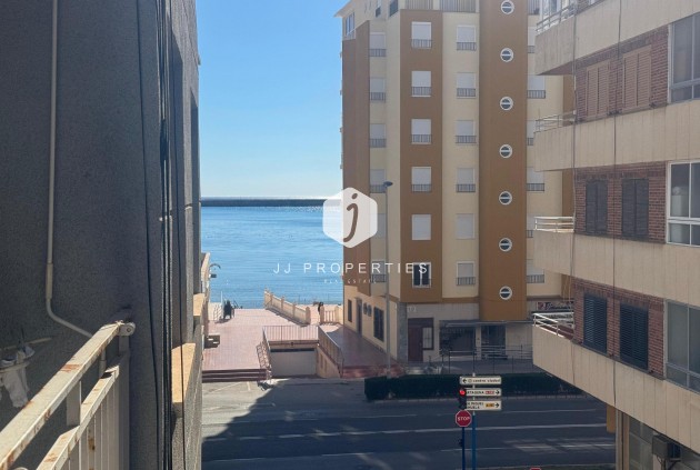 Apartamento / piso - Segunda mano - Torrevieja -
                Costa Blanca