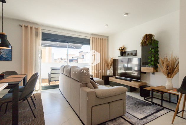 Apartamento / piso - Segunda mano - Torrevieja -
                Costa Blanca