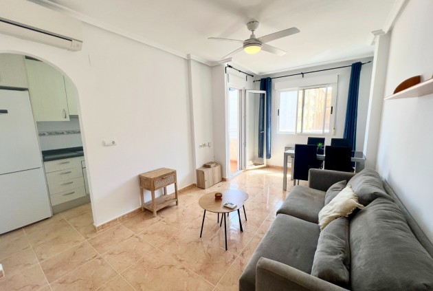 Apartamento / piso - Segunda mano - Torrevieja -
                Parque las naciones