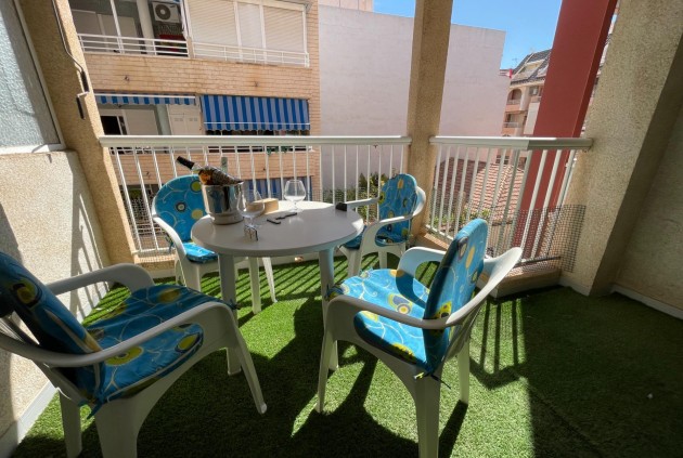 Apartamento / piso - Segunda mano - Torrevieja -
                Playa del Cura