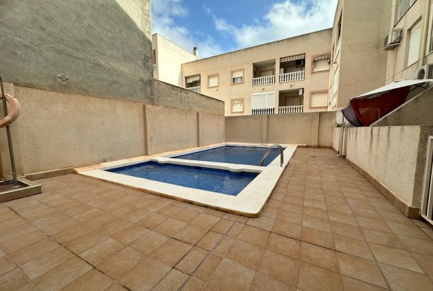 Apartamento / piso - Segunda mano - Torrevieja -
                Playa del Cura