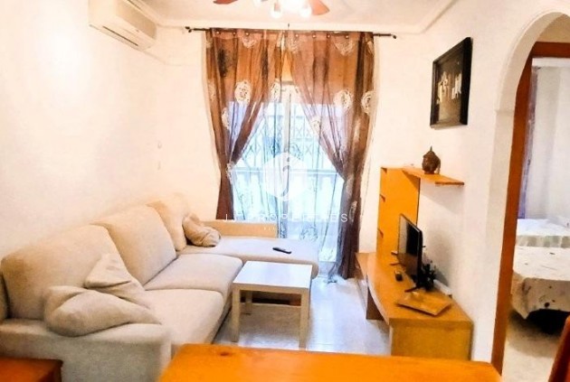 Apartamento / piso - Segunda mano - Torrevieja -
                Playa del Cura