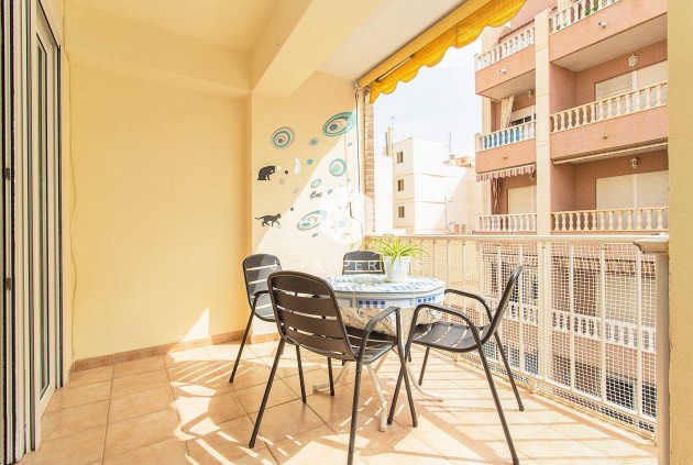 Apartamento / piso - Segunda mano - Torrevieja -
                Playa del Cura