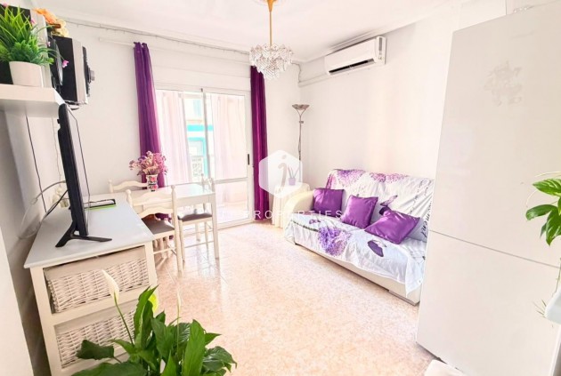 Apartamento / piso - Segunda mano - Torrevieja -
                Playa del Cura