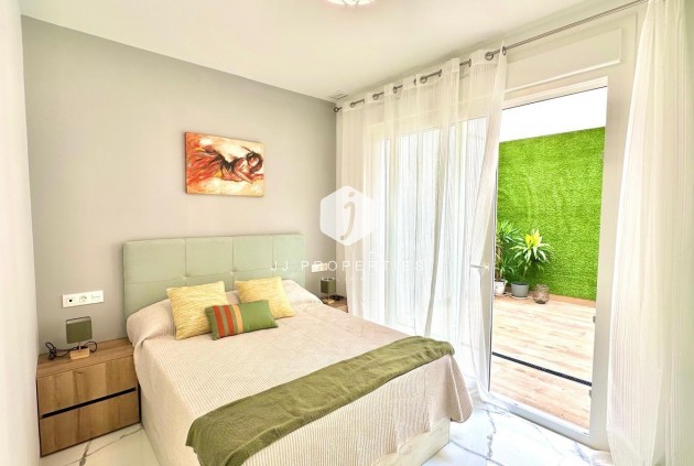 Apartamento / piso - Segunda mano - Torrevieja -
                Playa del Cura