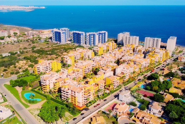 Apartamento / piso - Segunda mano - Torrevieja -
                Punta prima