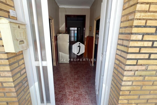 Apartamento / piso - Segunda mano - Torrevieja -
                Torrevieja