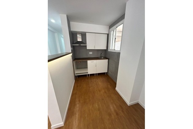 Apartment / flat - Resale - Dolores -
                Dolores - Town