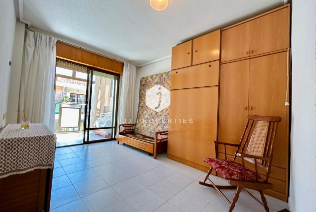 Apartment / flat - Resale - El Chaparral -
                Inland