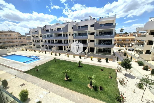 Apartment / flat - Resale - Orihuela Costa -
                Villamartín