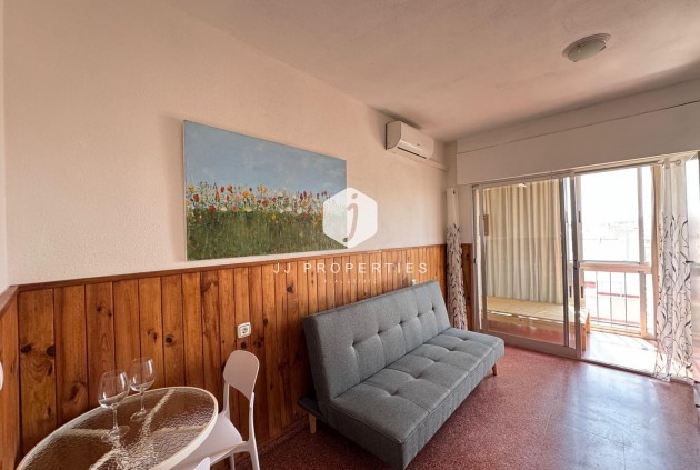 Apartment / flat - Resale -
            Torrevieja - C-80195