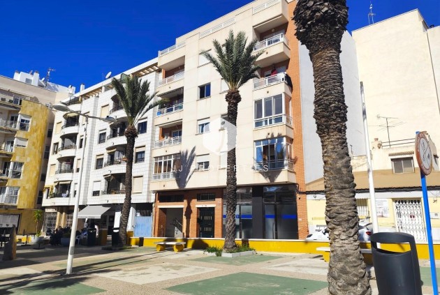 Apartment / flat - Resale -
            Torrevieja - C-85677