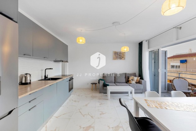 Apartment / flat - Resale -
            Torrevieja - C-86842