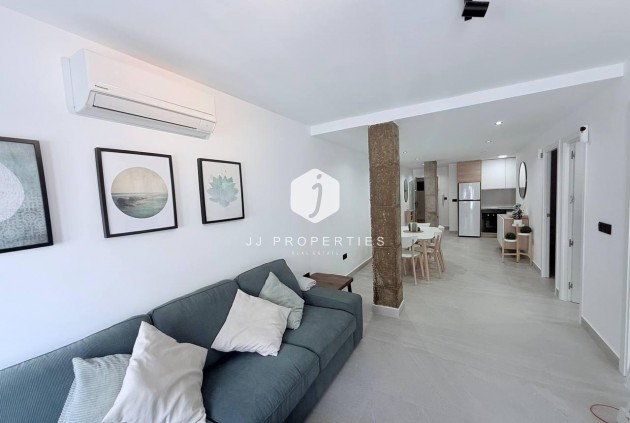 Apartment / flat - Resale -
            Torrevieja - C-94882