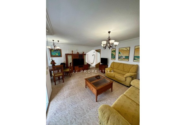 Apartment / flat - Resale - Torrevieja -
                Centro