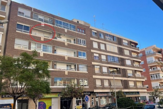 Apartment / flat - Resale - Torrevieja -
                Costa Blanca