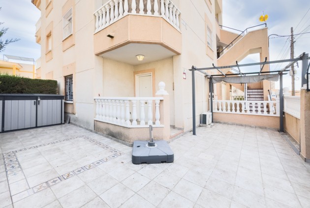 Apartment / flat - Resale - Torrevieja -
                Costa Blanca