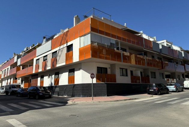 Apartment / flat - Resale - Torrevieja -
                Costa Blanca