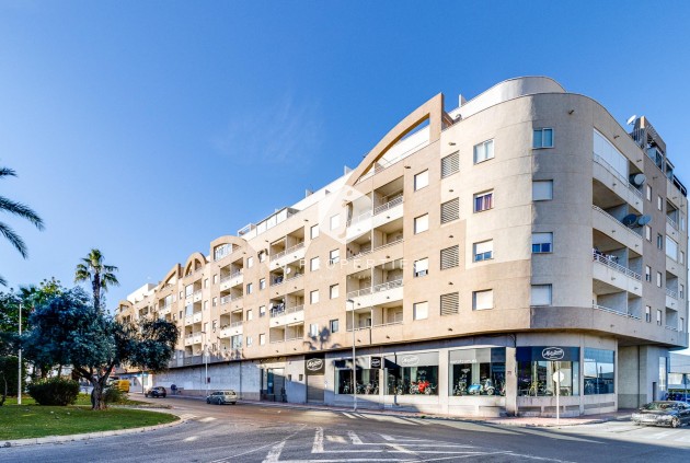 Apartment / flat - Resale - Torrevieja -
                Costa Blanca