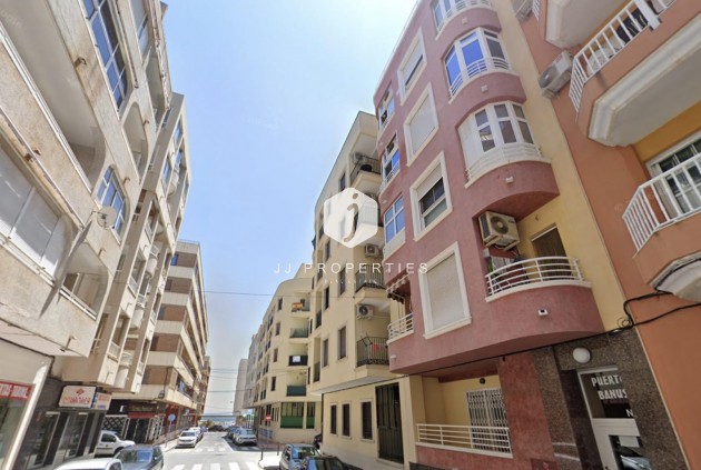 Apartment / flat - Resale - Torrevieja -
                Costa Blanca