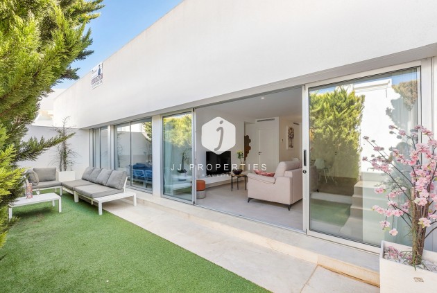 Apartment / flat - Resale - Torrevieja -
                Costa Blanca
