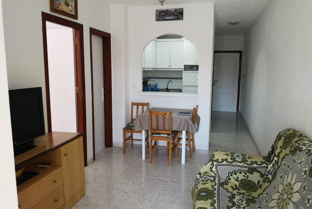 Apartment / flat - Resale - Torrevieja -
                Estacion de autobuses