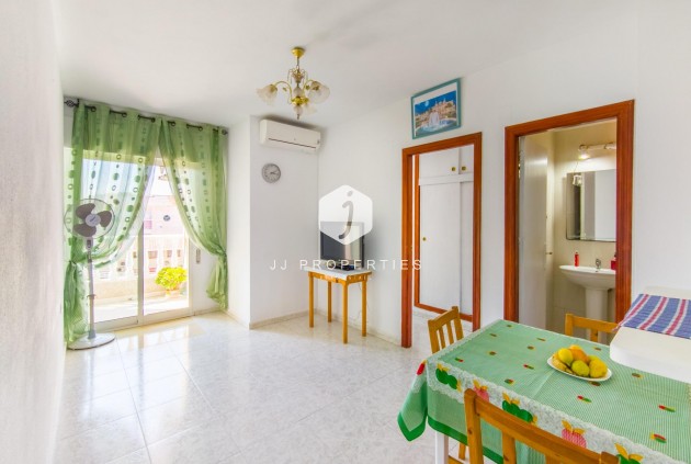 Apartment / flat - Resale - Torrevieja -
                Estacion de autobuses