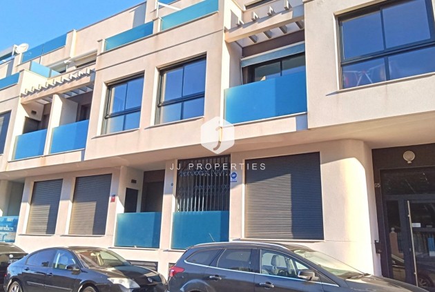 Apartment / flat - Resale - Torrevieja -
                Estacion de autobuses